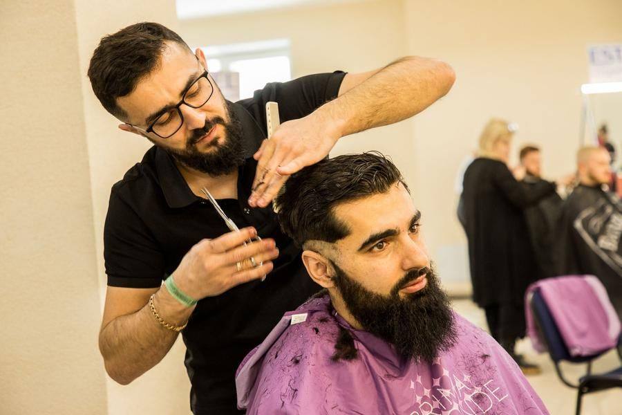 Two more nominations are dedicated to men’s cuts: on long and short hair