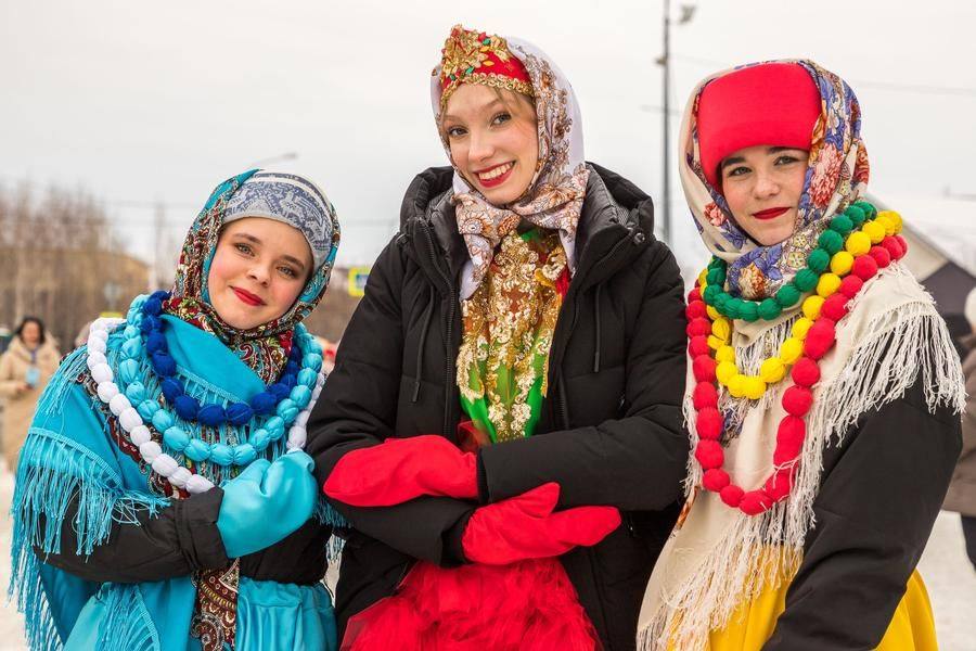 The beauties of Yalutorovsk look like they’ve stepped right out of Russian paintings