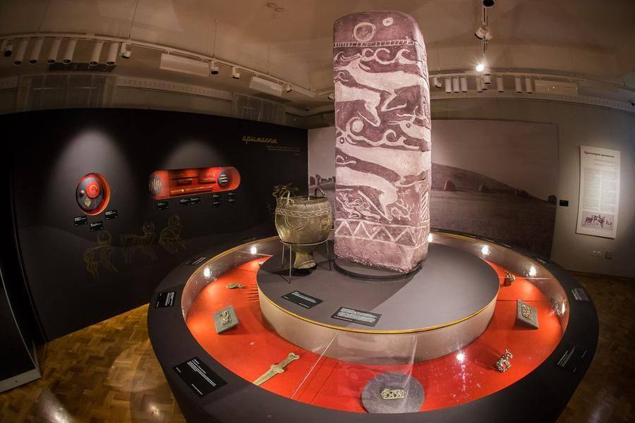 Many will start their visit with the exhibition “Gold of the Ancient Steppes”