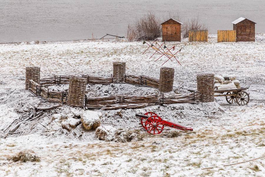 The necessary fortifications have been erected on the bank of the Irtysh near Omsk Fortress
