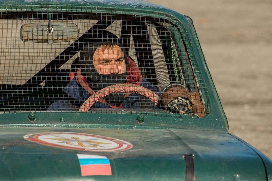 Most pilots in this class are aged between 14 and 17