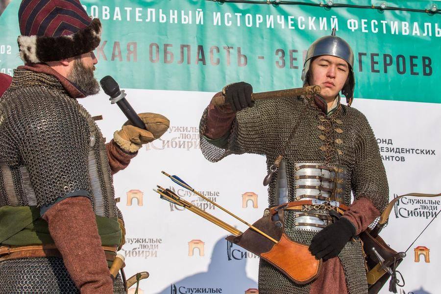 In the 17th century, there were no uniform standards for equipment and weapons yet