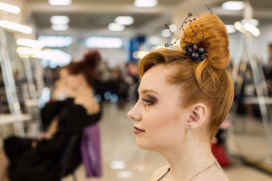 Delicate accessories are the trend of the season