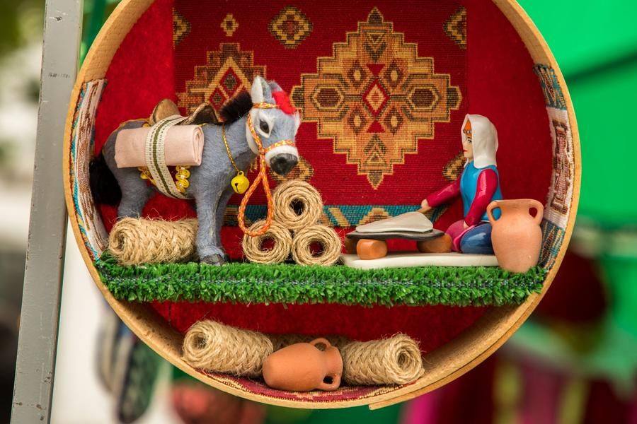Right next to it are handcrafted items by Omsk Kurds, rich in national flavor