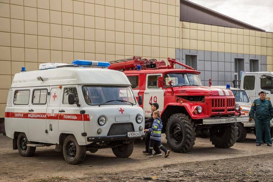 A special exhibition of heavy machinery has been arranged for the kids