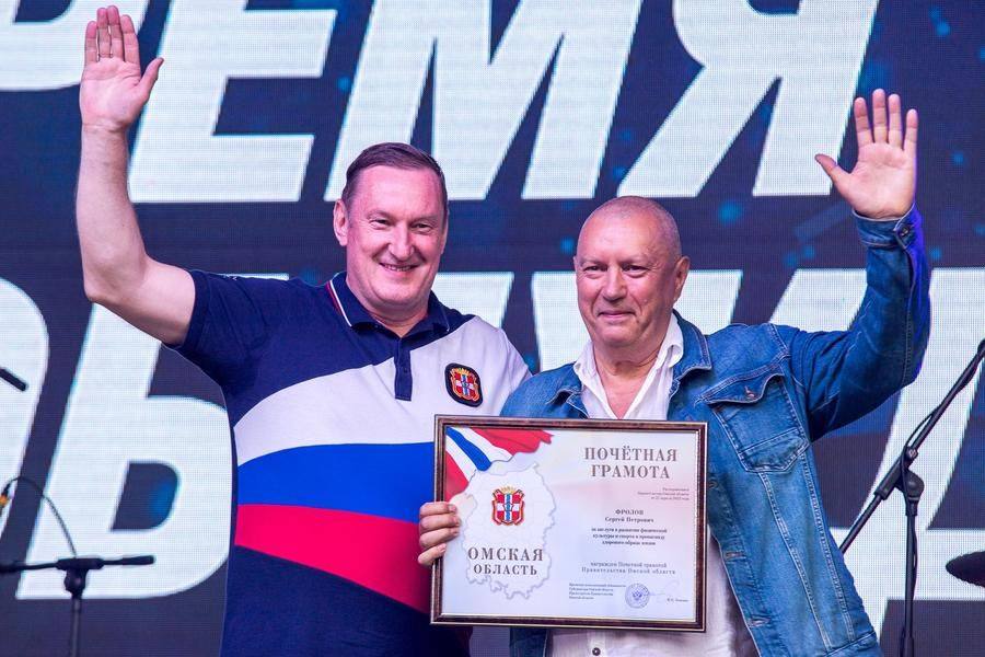 Among the awardees promoting sports is USSR Master of Sports Sergei Frolov