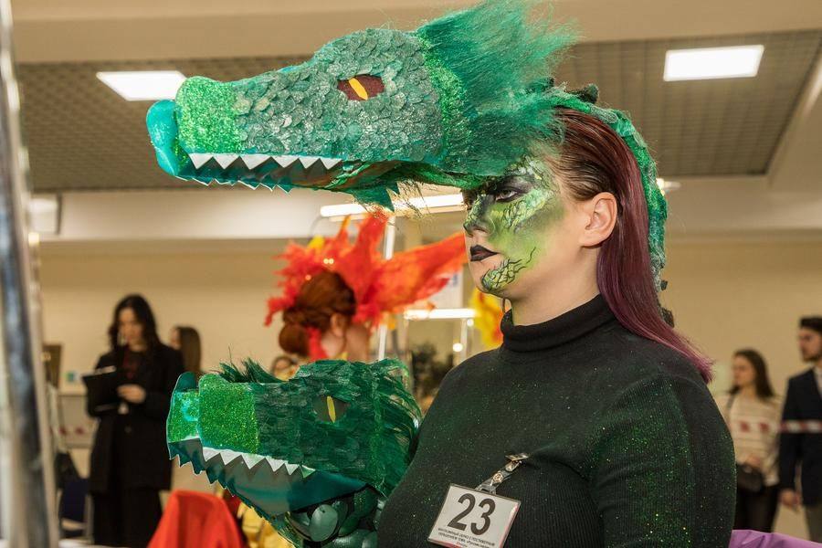 The fearsome many-headed Serpent Gorynych is instantly recognizable