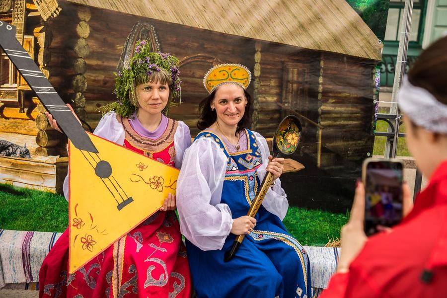 Here you’ll also find distinctive photo zones that are very popular with visitors