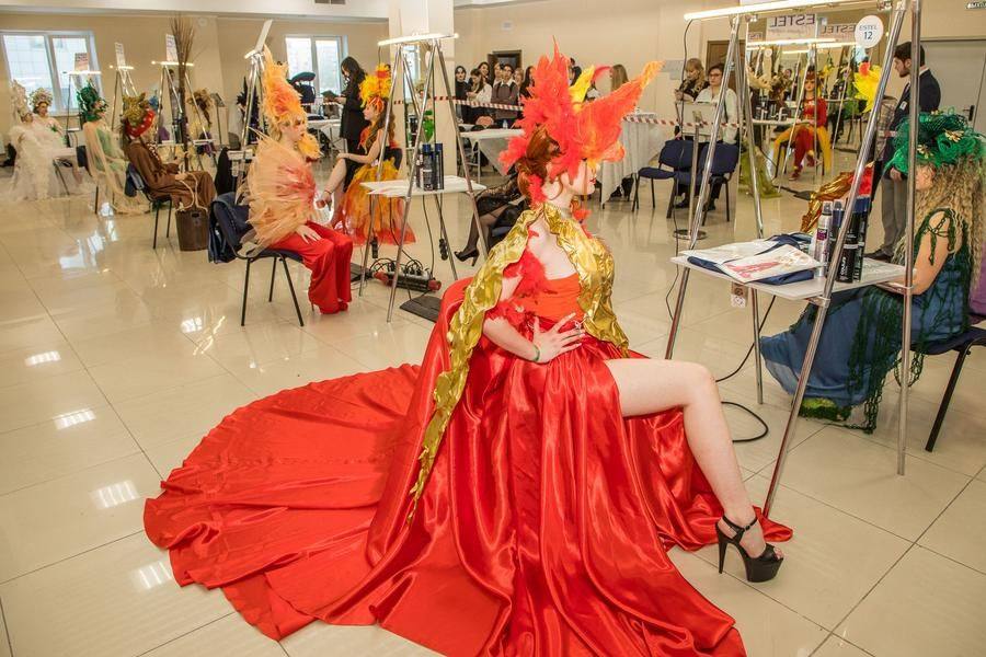 It’s high time to hold a separate contest for the best rendition of the Firebird among all these entries!