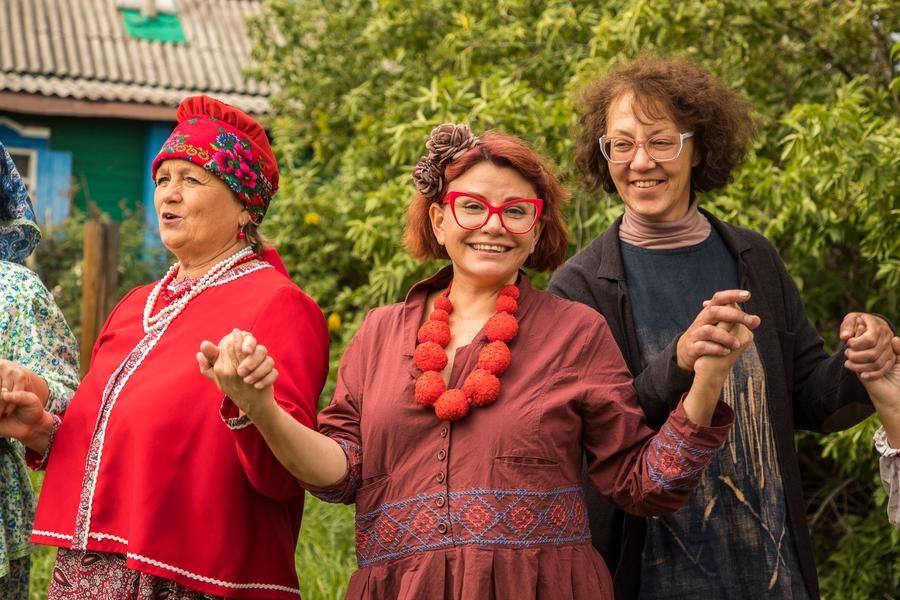 Guests from Moscow and St. Petersburg become active participants in the round dances