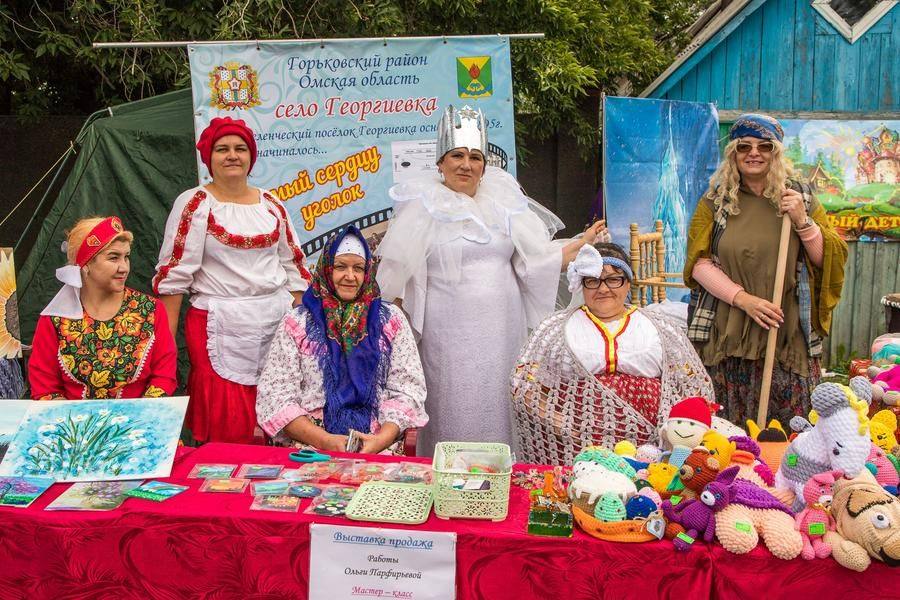 Its actors, scriptwriters, directors, and set designers all live in Georgievka