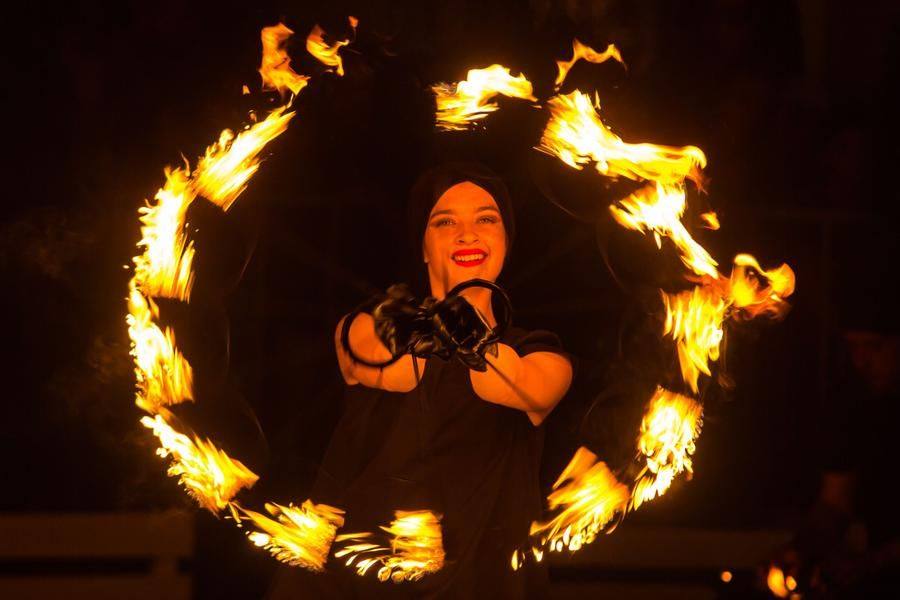 Fans also create striking portrait shots! Anna Dudkina