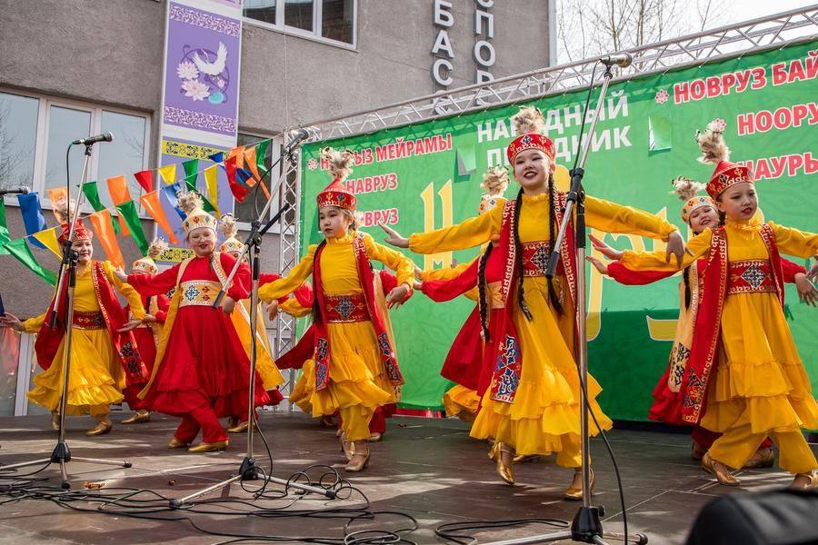 Rousing rhythms and talented kids — what else do we need for a good mood?