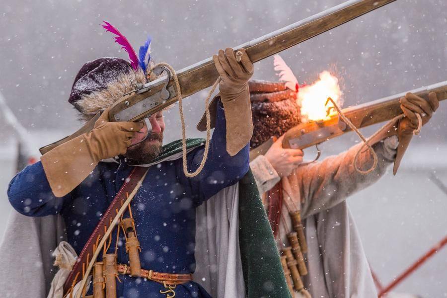 The demonstration begins: the musketeers fire first