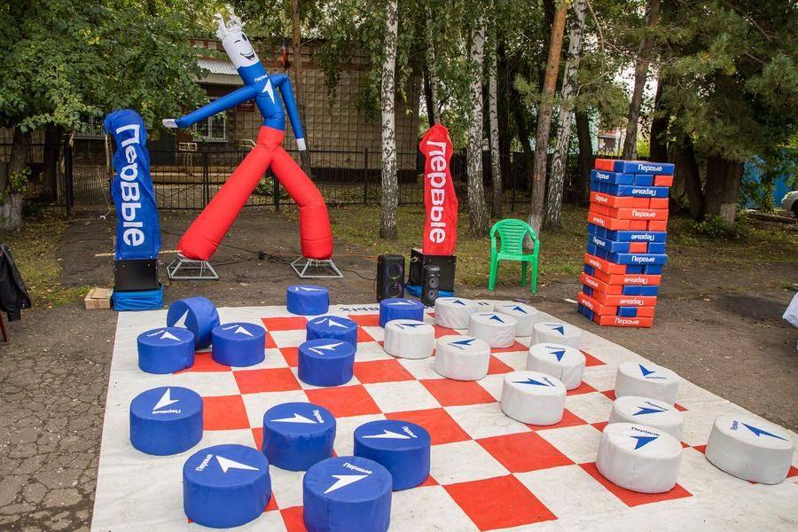 The youth “Movement of the First” set up a fun and interactive zone