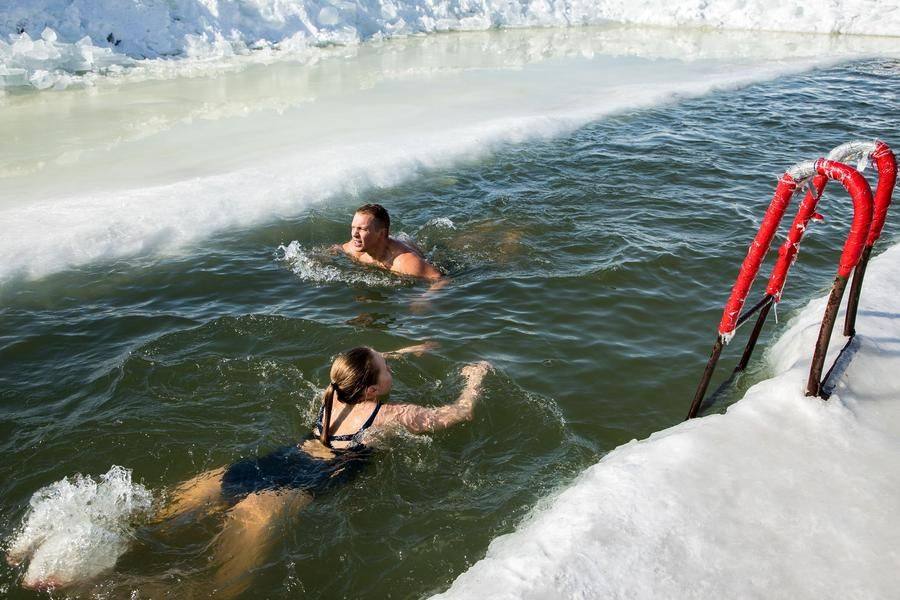 The ice‑hole swims begin