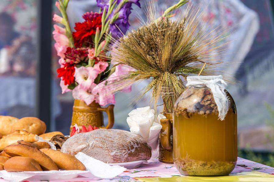 The tables are decorated so elaborately they could rival the Kalach Bread Festival