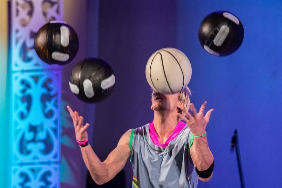 This is the program’s special guest — juggler Andrey Petrov