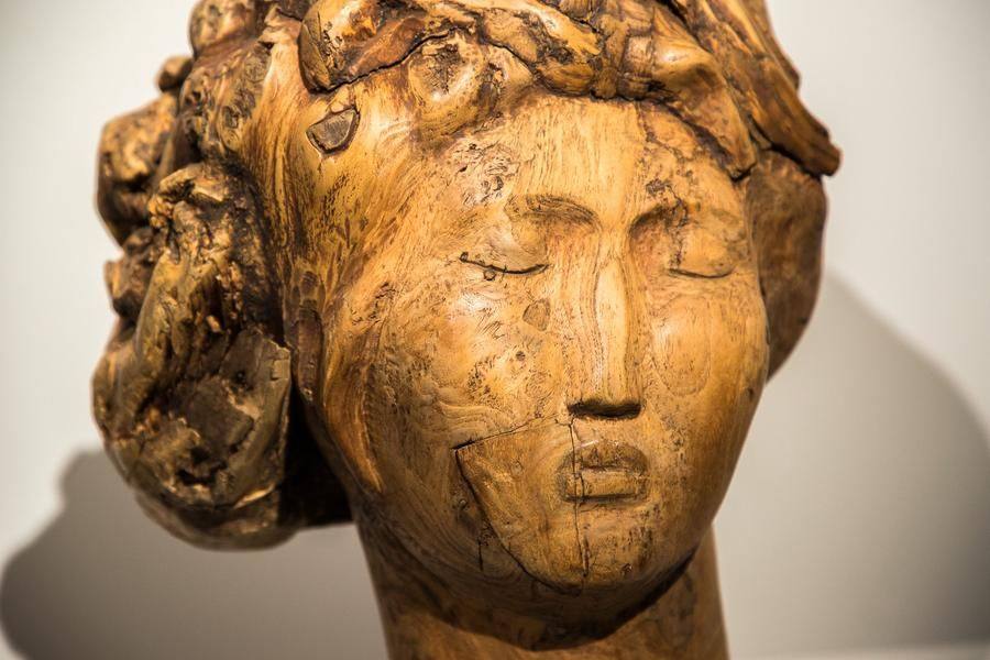 The foundation of both painters’ and sculptors’ work is strict socialist realism