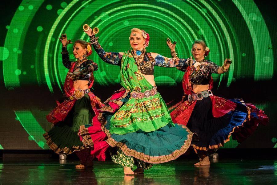 It is always improvisation, but based on a movement vocabulary familiar to all the dancers