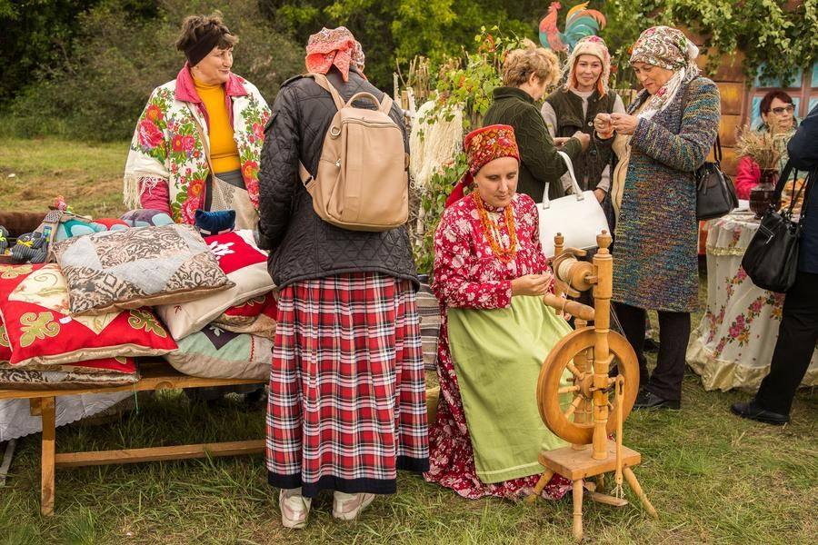 At the market stalls, you can pick up a handmade item…