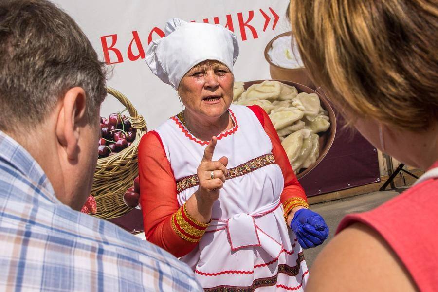 Galina Khudorozhko from the Lagushinsky RCC knows everything about her culinary masterpiece