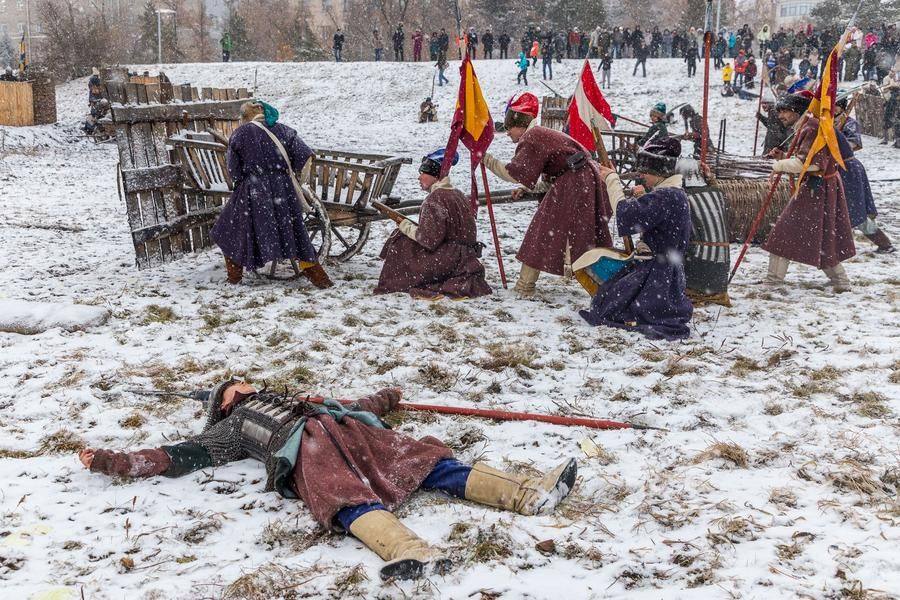 The Hetman continues to lose his best infantrymen