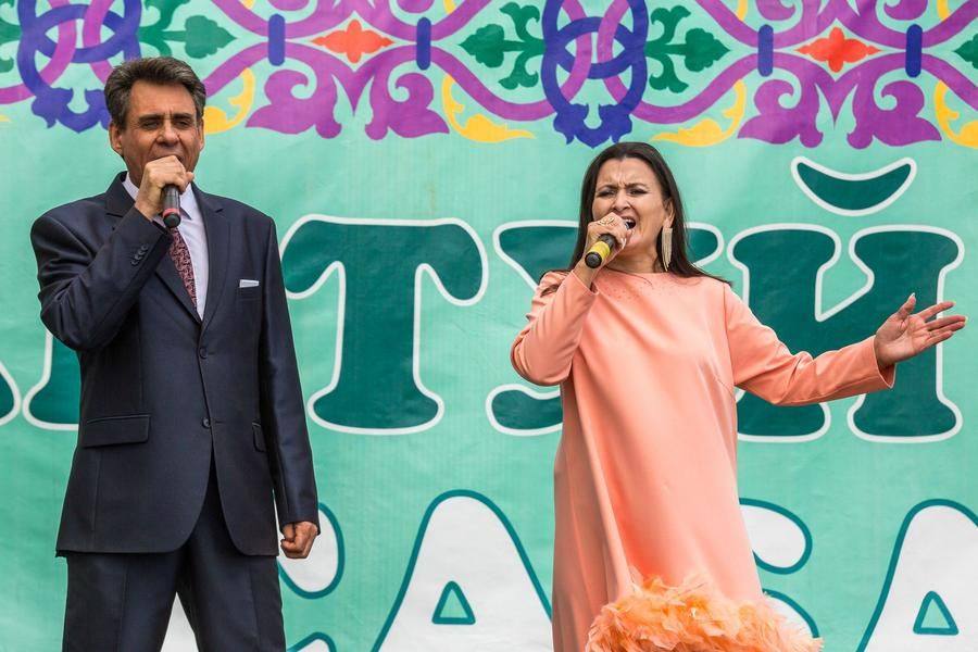 Special guests — performers from Tatarstan: Faiz Maidullin and Fyura Talipova‑Kulakhmetova