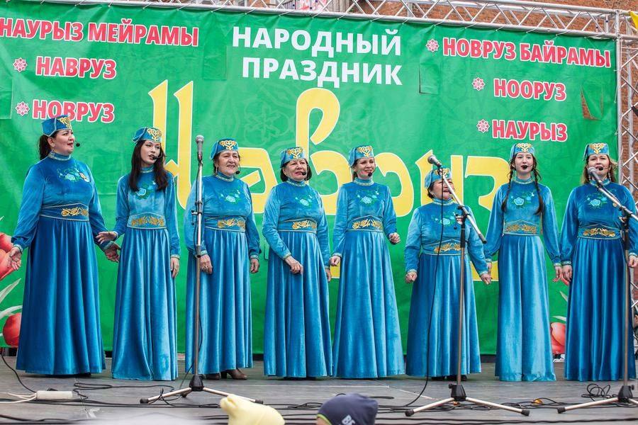 Tatar ensemble “Laysan” presents the “Morning Song”