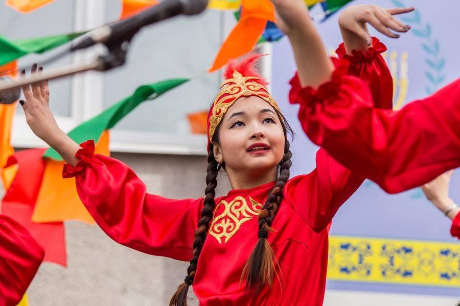 Just a quick reminder: the artists from the whole Omsk Region came to the City of Omsk