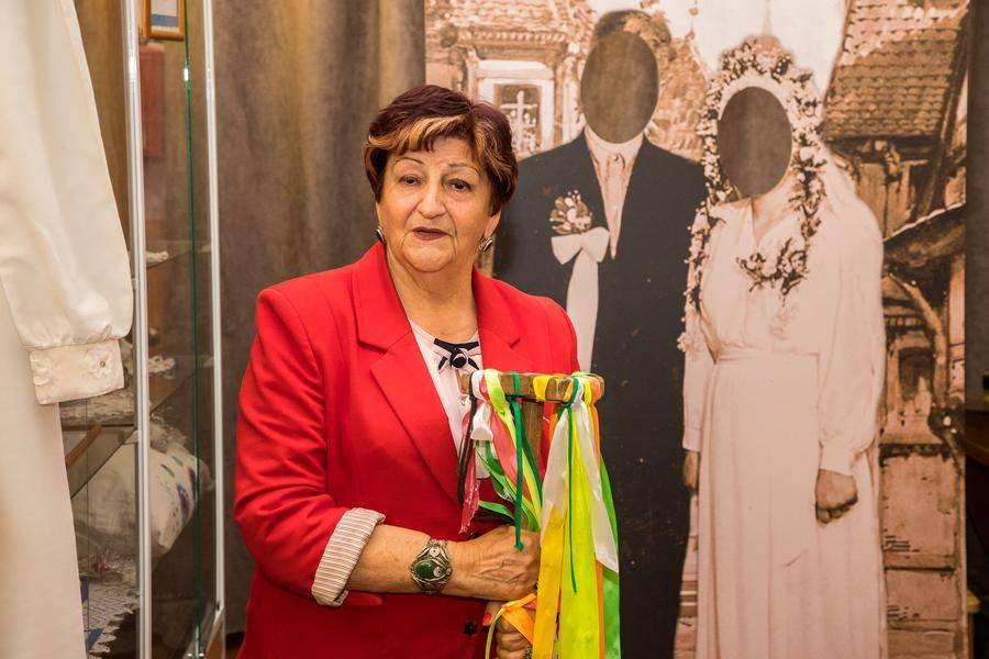 The tour wraps up with a look at German wedding traditions