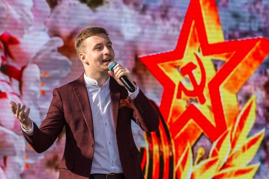 The patriotic concert runs on the main stage all day long