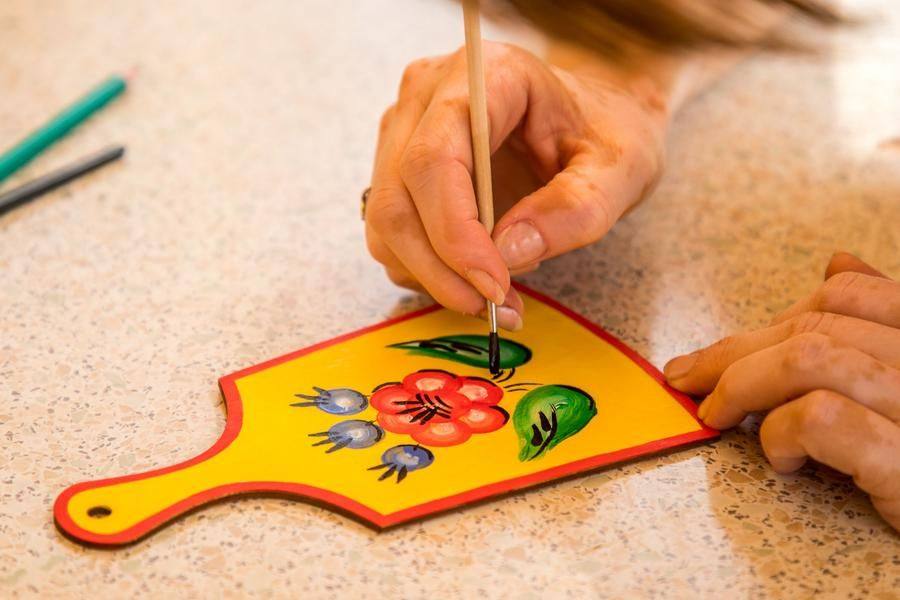 Everyone can create a composition under the master’s guidance