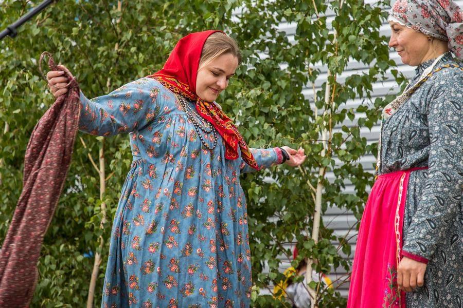 It is fascinating to see how the look changes when one element of clothing is removed