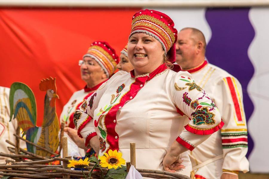 The Astyrovka choir will bring the packed program to a close