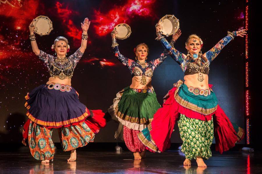 A pleasant surprise: Om Tribal Studio takes the stage — for the second time tonight