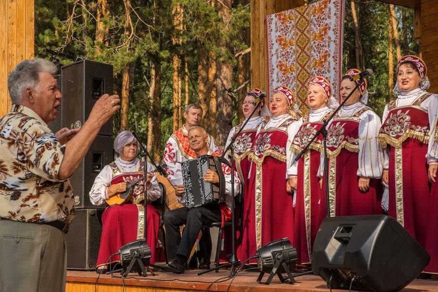The People’s Choir of Russian Song (Odessa District) surprised with their academic approach