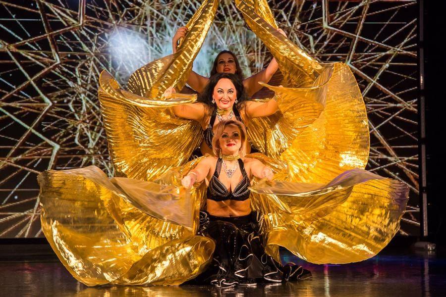 Golden wings in motion captivate from the very first second