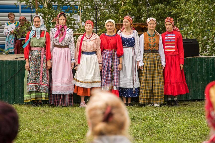 The fashion show became a bright finale to the “Summer Send-Off” Festival