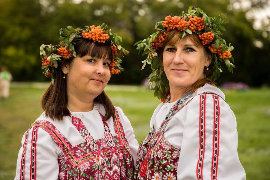 The sincere and hospitable residents of Krestiki are ready to welcome guests from all over the country!