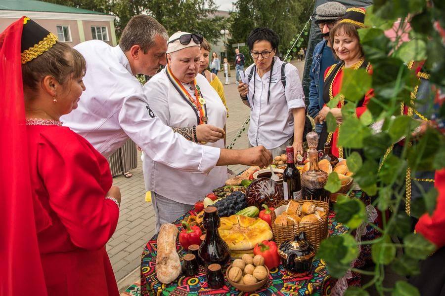 The chefs pay special attention to recipes from the old‑timers’ cuisine