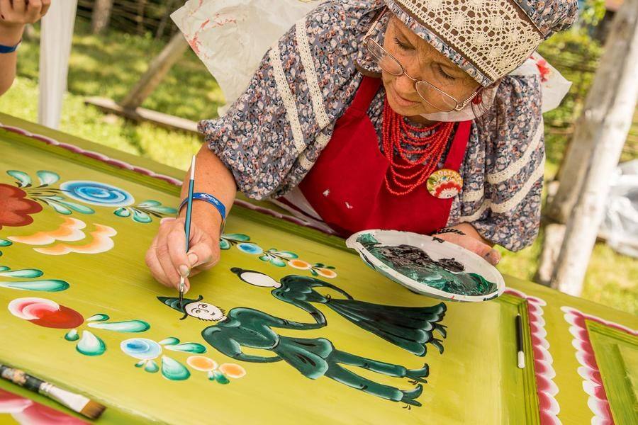 Details give the painting liveliness and individuality