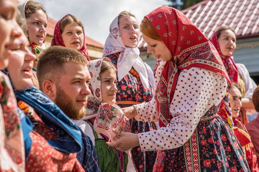 Specific ritual songs mark every stage of the wedding