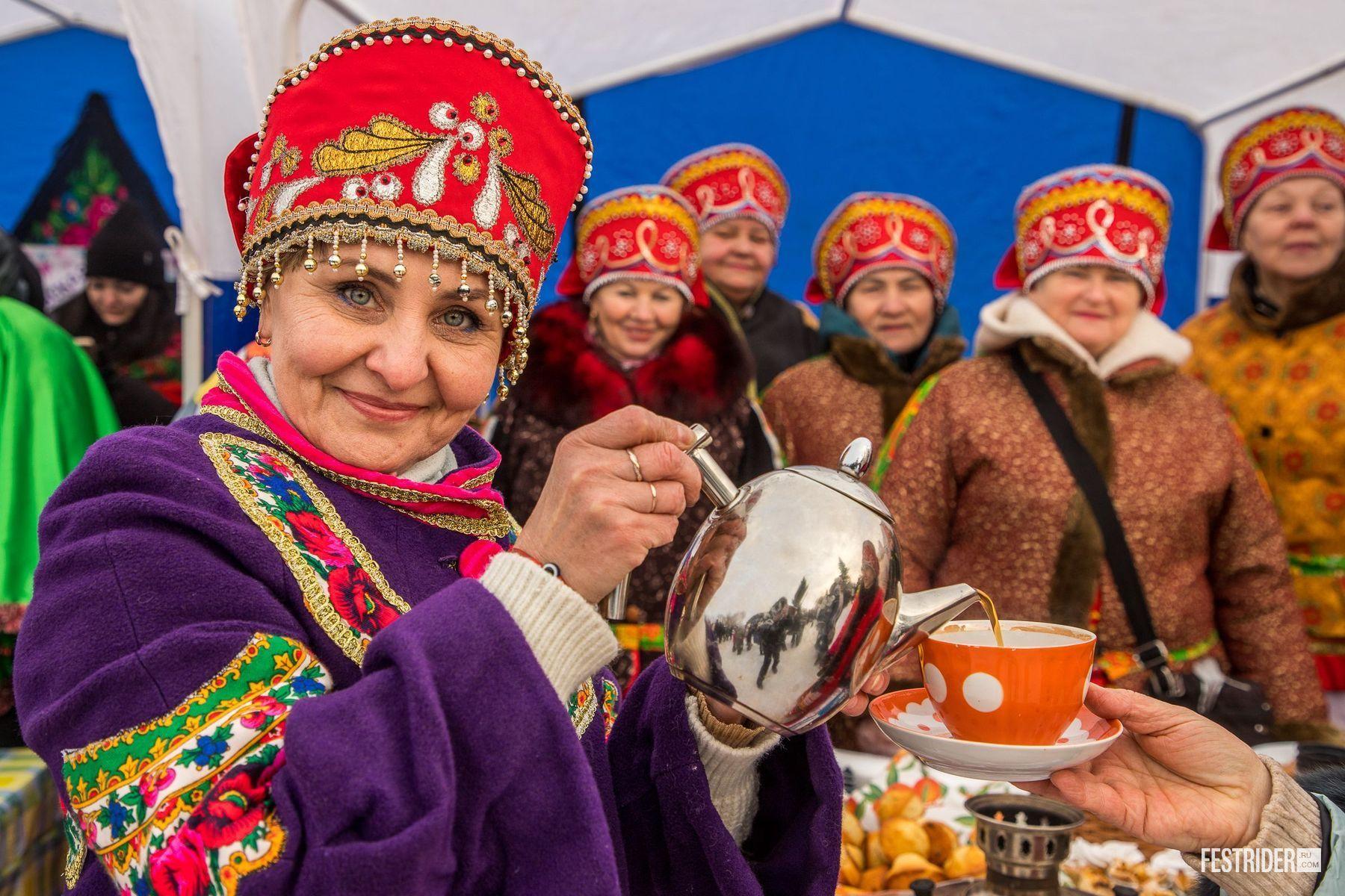 The jury’s next tasty stop is Ilyinskoye village (Kataysk District)