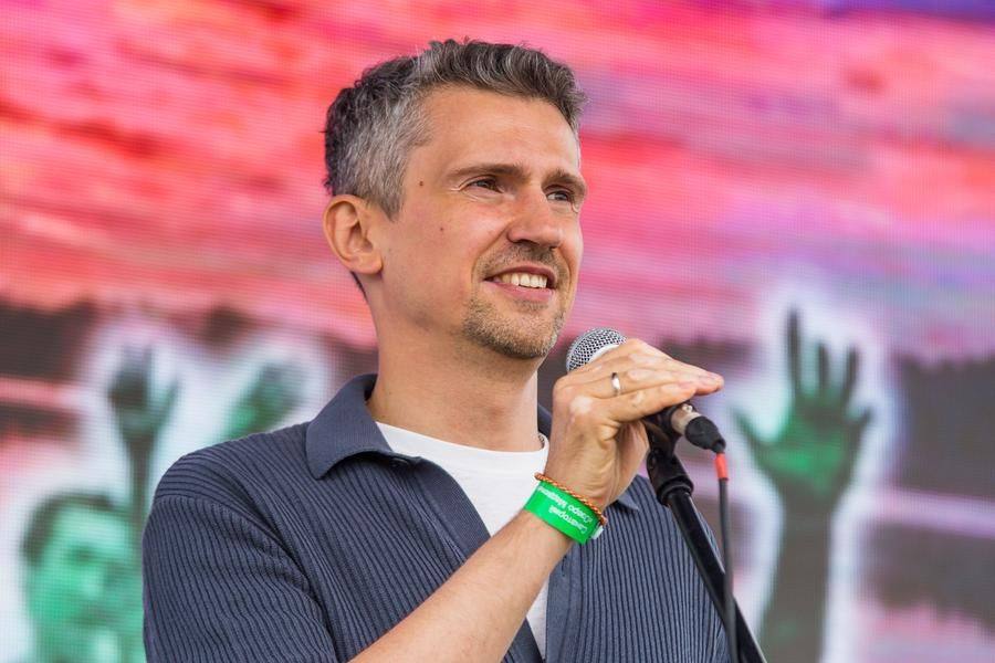 For the first time, the Deputy Governor of the Kurgan Region Andrey Alekseev has come to the lake
