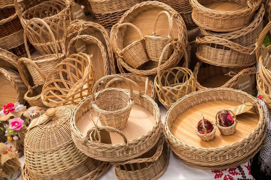 Willow baskets are eco‑friendly, durable, and easy to care for