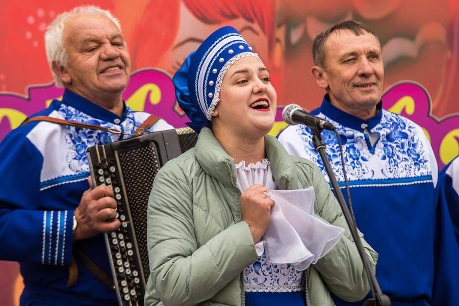 Folk performance groups are regular guests at the festival