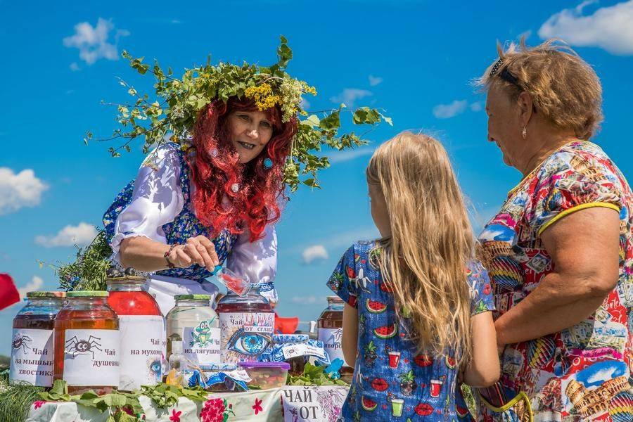 For several years now, the festival has been prepared by the team from Lyubino‑Malorossy Cultural Center