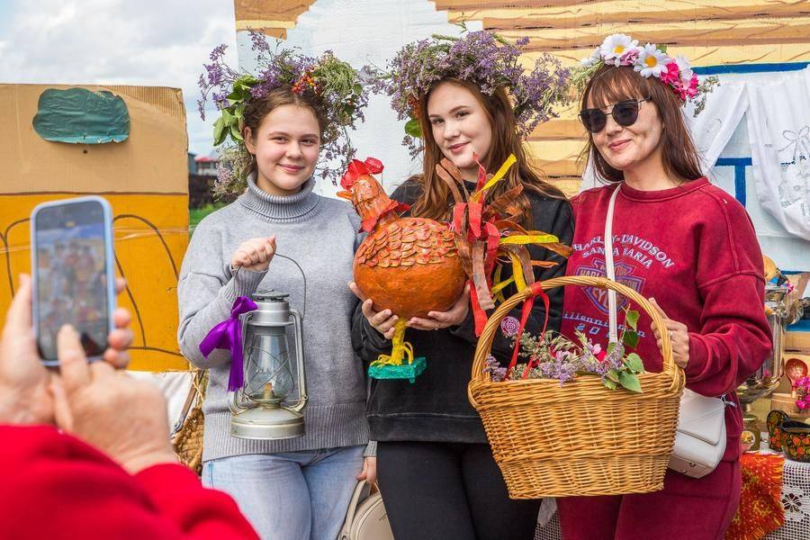 It’s Petukhovo (Rooster Town literally), as the photo zone props make easy to guess