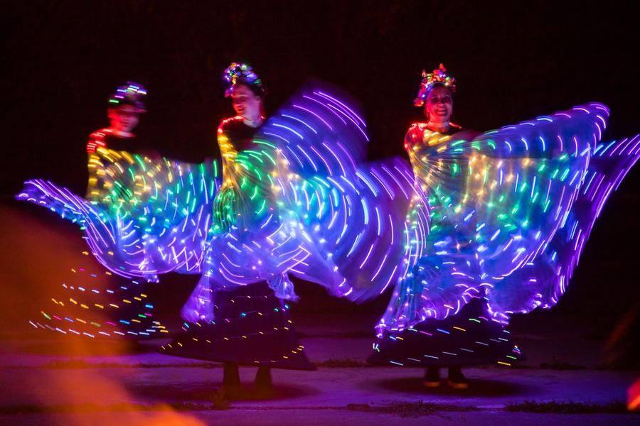 The troupe started experimenting with artificial light relatively recently